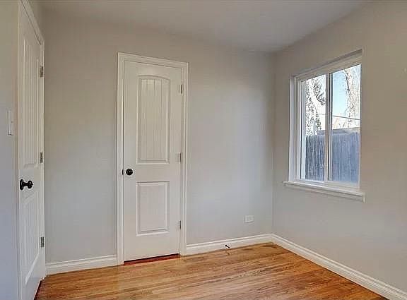 2nd image of 3320 Dexter St