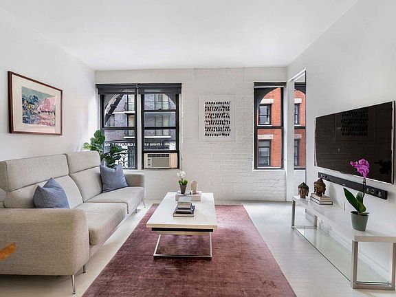 4th image of 57 Thompson St APT 3B