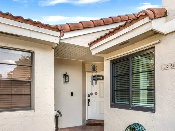 17053 NW 60th Place, Hialeah, FL 33015