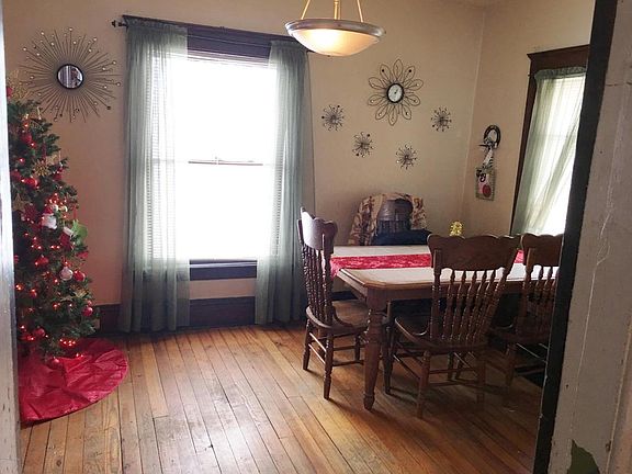 5th image of 63 Summer St