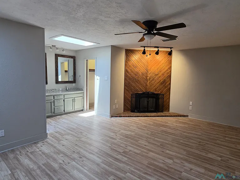 2125 Circlewood Pl — Photo 9