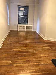 Rented by Metropolis Real Estate of Manhattan