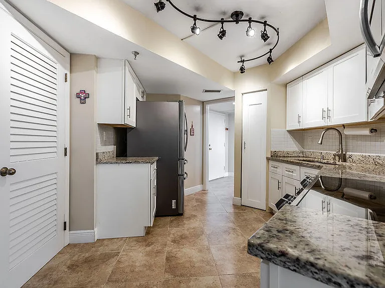 6463 La Costa Dr #603 — Photo 12
