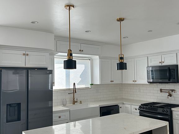 4th image of 10226 La Reina Ave #10226
