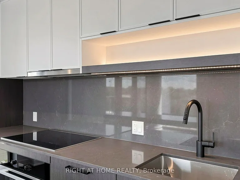 91 Montclair Ave #1009 — Photo 16