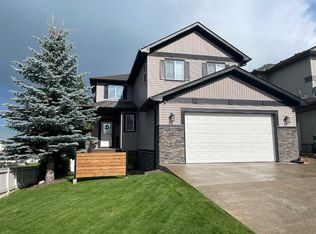 335 W Morningside Cres SW, Airdrie, AB T4B0C1
