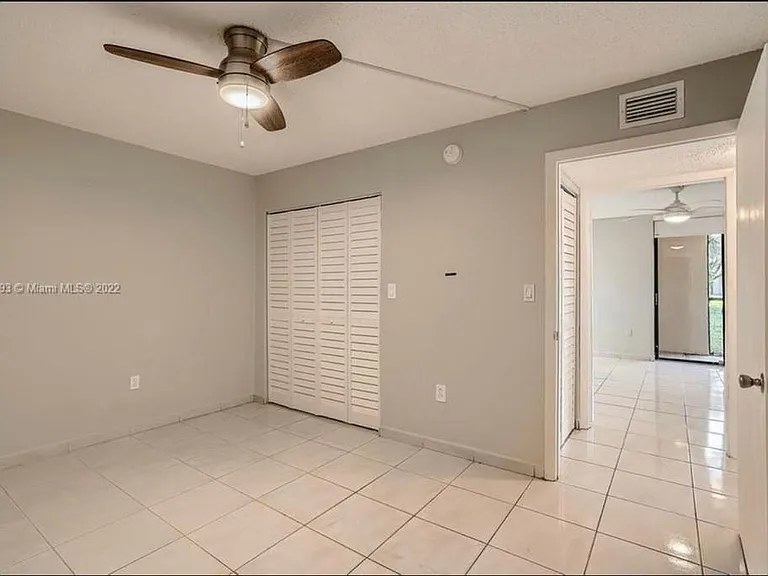 8015 SW 107th Ave #122 — Photo 27
