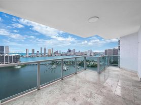 3201 NE 183rd St, Aventura, FL