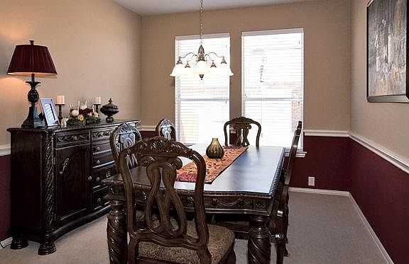 4th image of 792 Highland Hills Dr