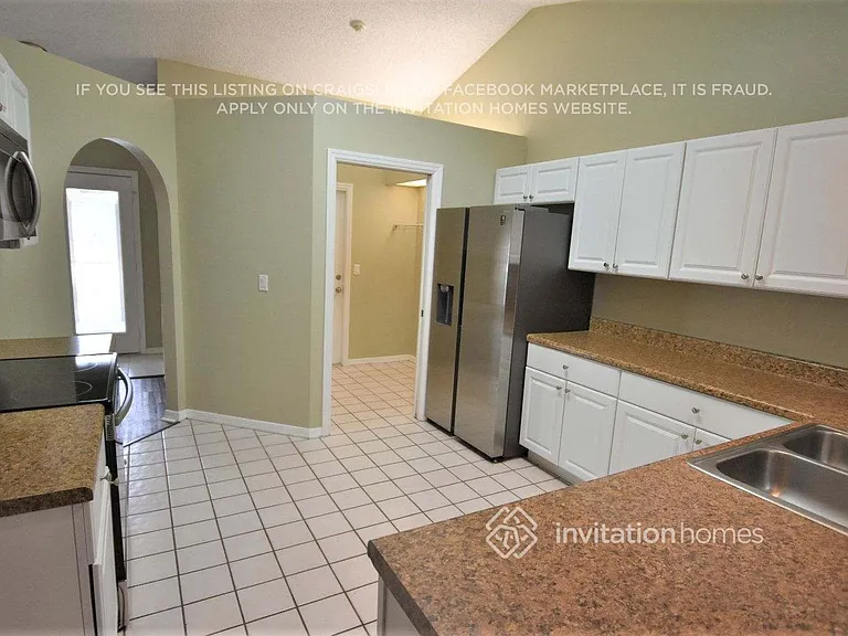 4061 Prairie View Dr N — Photo 5