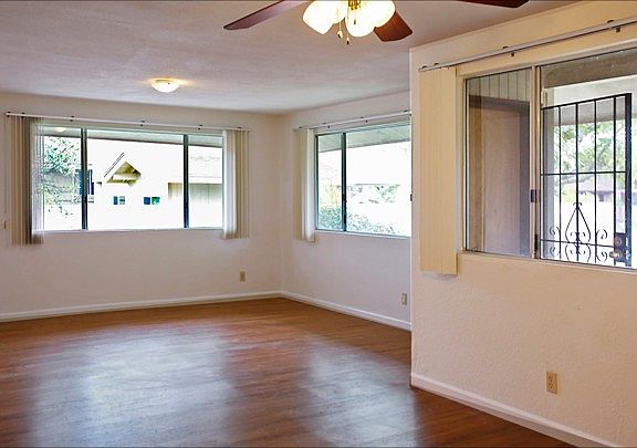 2nd image of 418 N Kainalu Dr
