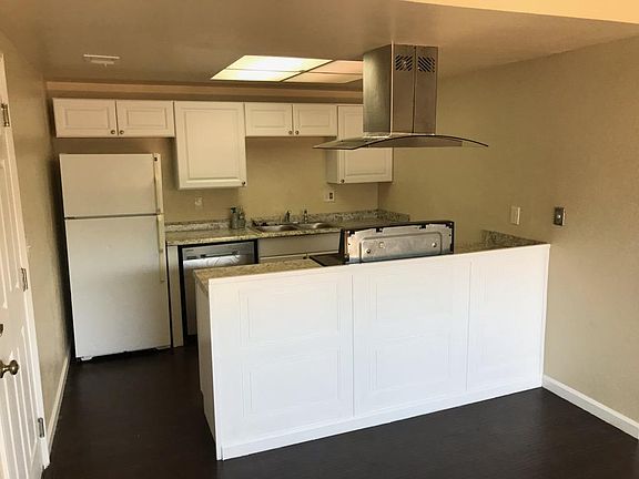 3rd image of 2742 Don Juan Dr