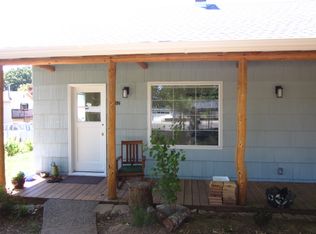 232 N 7th St, Philomath, OR 97370