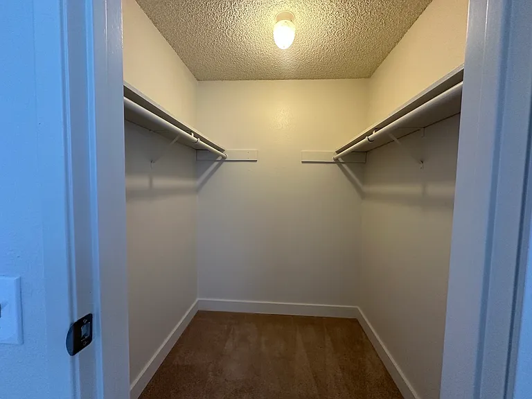 14504 NE 7th Pl #4 — Photo 11