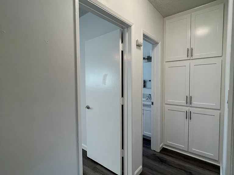 Ruther Apartments — Photo 13