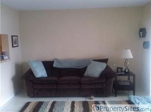 5th image of 605 Lincoln Ct