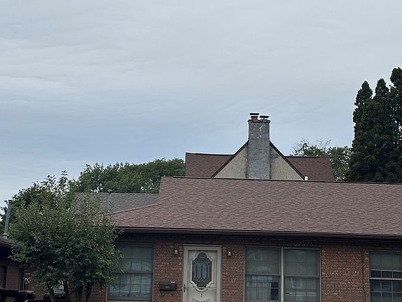 2nd image of 201 S Cherry St APT 2