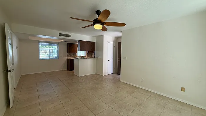 4554 E Paradise Village Pkwy N #164 — Photo 5