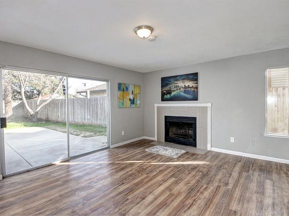 5th image of 7281 Jenna Way