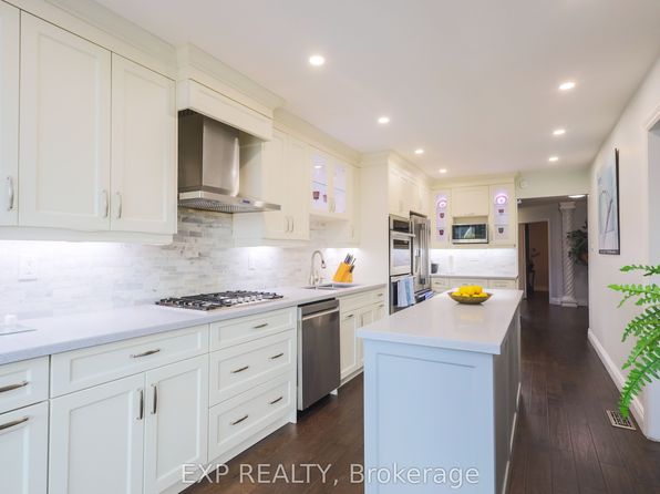 54 Trewartha Cres, Brampton, ON L6Z 1X4