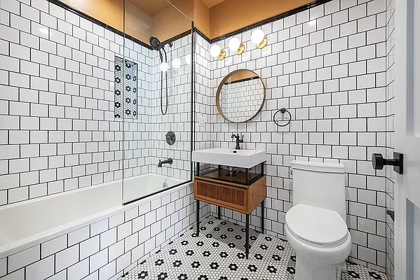 Rented by Compass | media 48