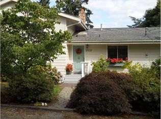 6218 NE 195th St, Kenmore, WA 98028