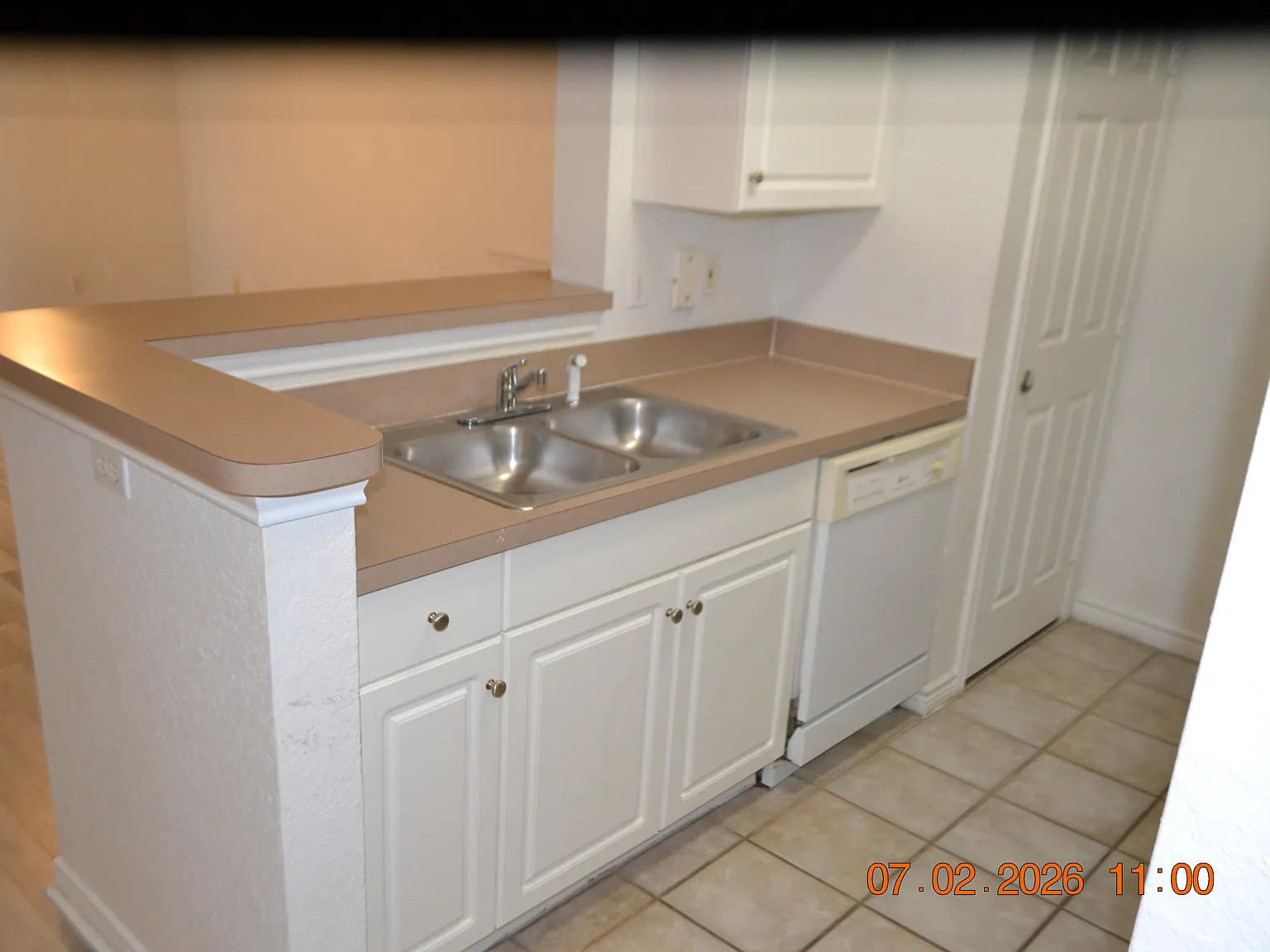 1 bed, 656 sqft, $1,350 — Photo 4