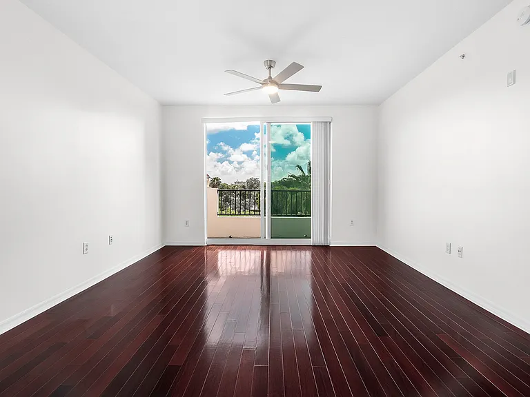 2421 NE 65th St #498 — Photo 30