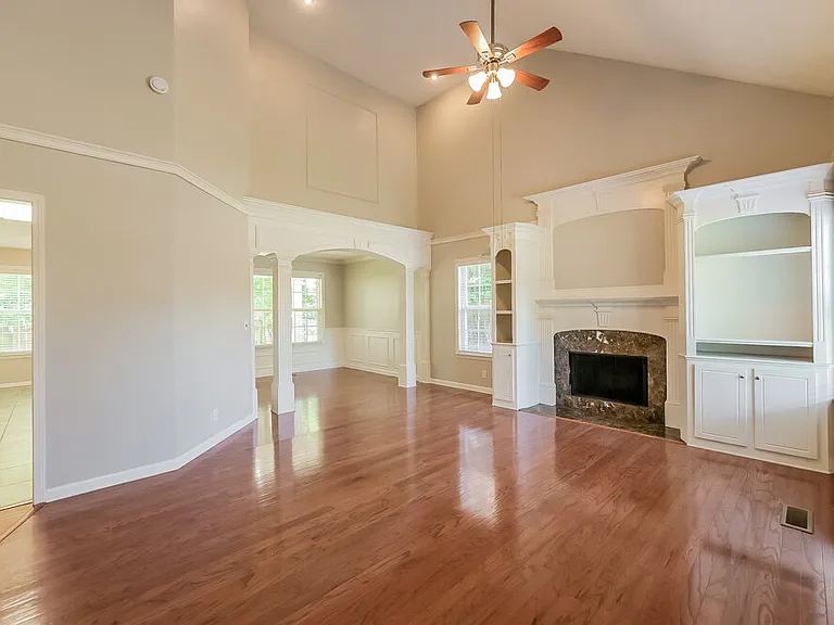 2521 Kilkenny Ct — Photo 5