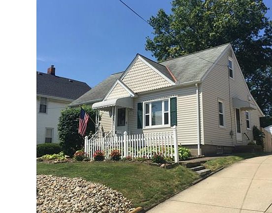 2nd image of 182 Emmons Ave