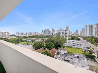 36 NW 6th Ave APT 809, Miami, FL, 33128