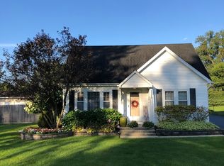 1S560 Marshall Rd, Oakbrook Terrace, IL 60181