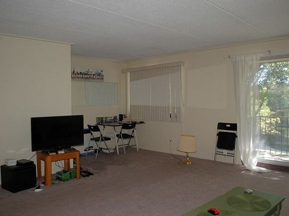 3rd image of 5S066 Pebblewood Ln APT A9