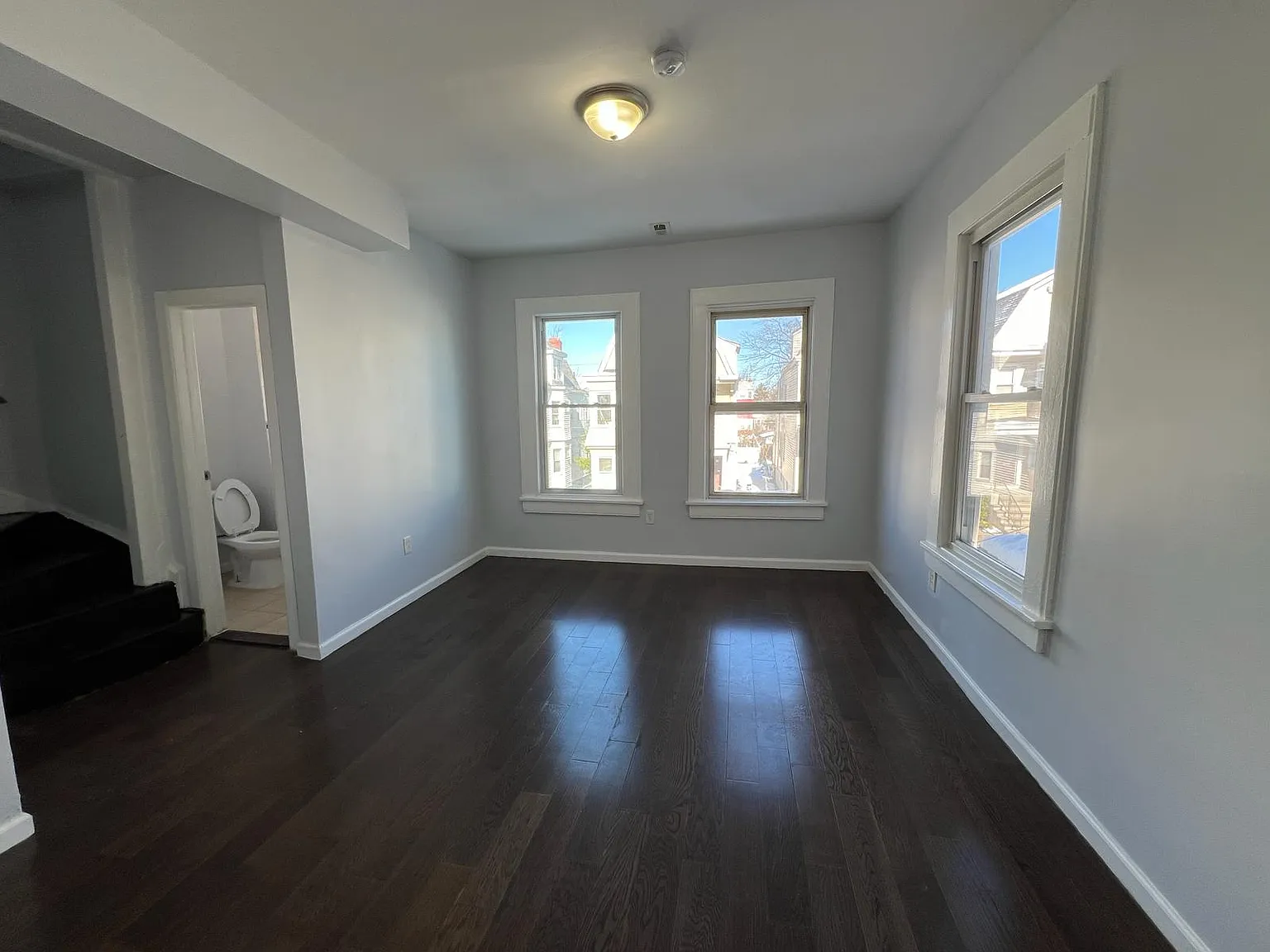 3 bed, 1.5 bath, 1500 sqft, $2,650 — Photo 3