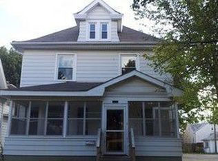 1326 Thomas Ave, Saint Paul, MN 55104