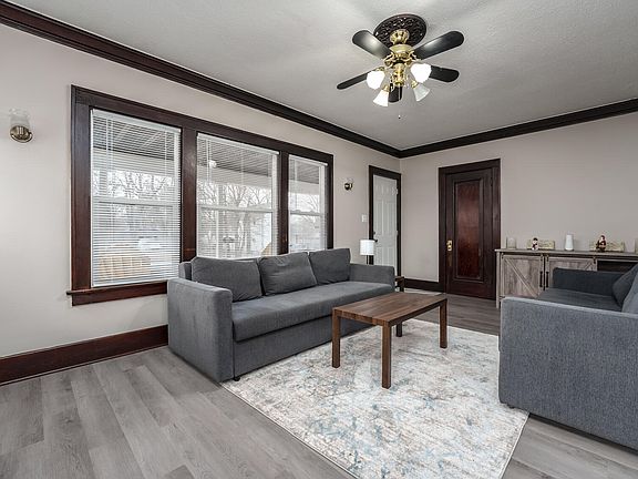 4th image of 41 Whittier Ave