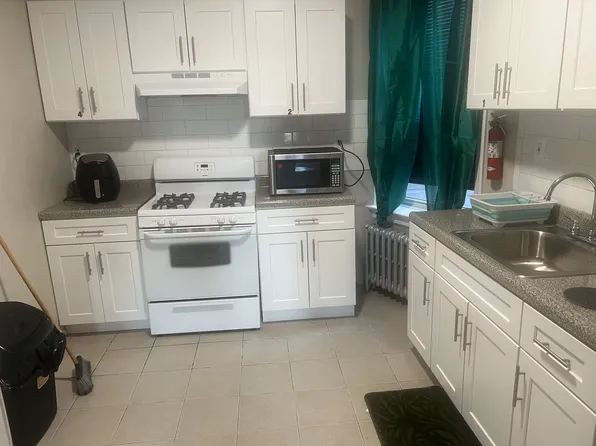 109 Ocean Ave #2A, Jersey City, NJ 07305