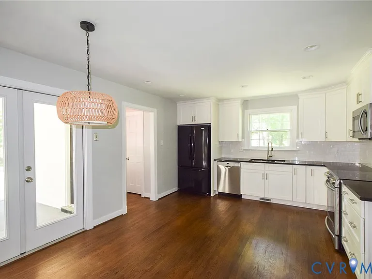 13921 Whitechapel Rd — Photo 11