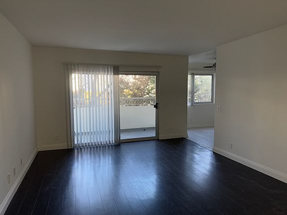 4th image of 855 10th St #106