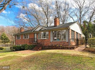 4637 Village Dr, Fairfax, VA 22030