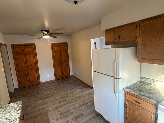 2nd image of 938-940 5th Ave S #2