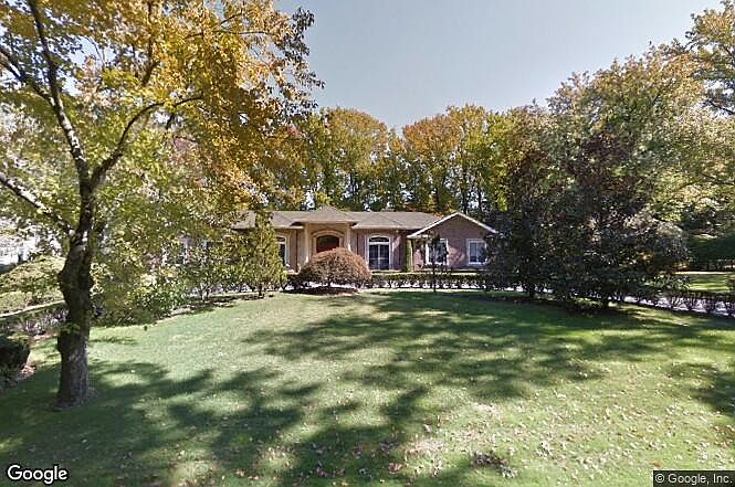 37 Remsen Rd, Great Neck, NY 11024 | Zillow
