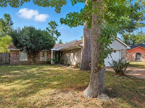 3rd image of 23907 Conefall Ct
