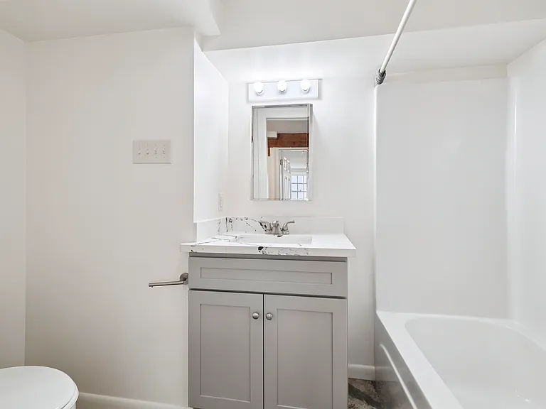 1410 Broadway St #D — Photo 5