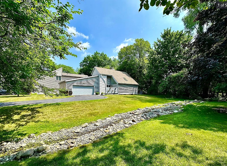 1st image of 3722 Cavalier Dr