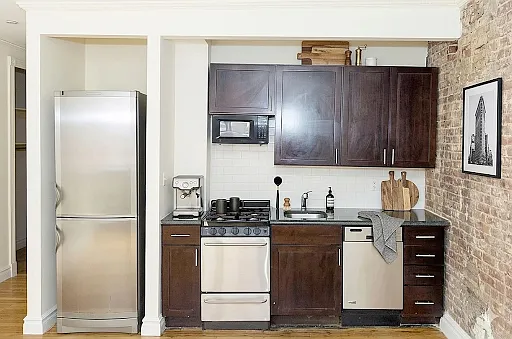 340 E 61st St #5D — Photo 2