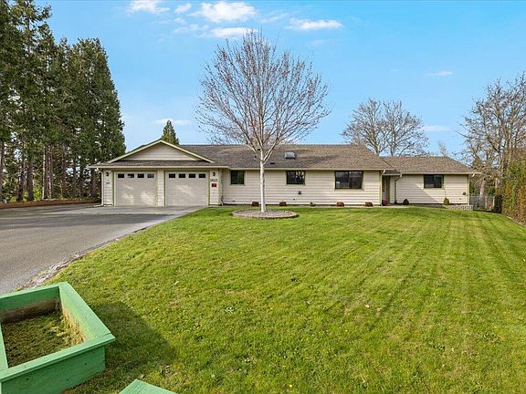 2nd image of 1422 Wineteer Ln