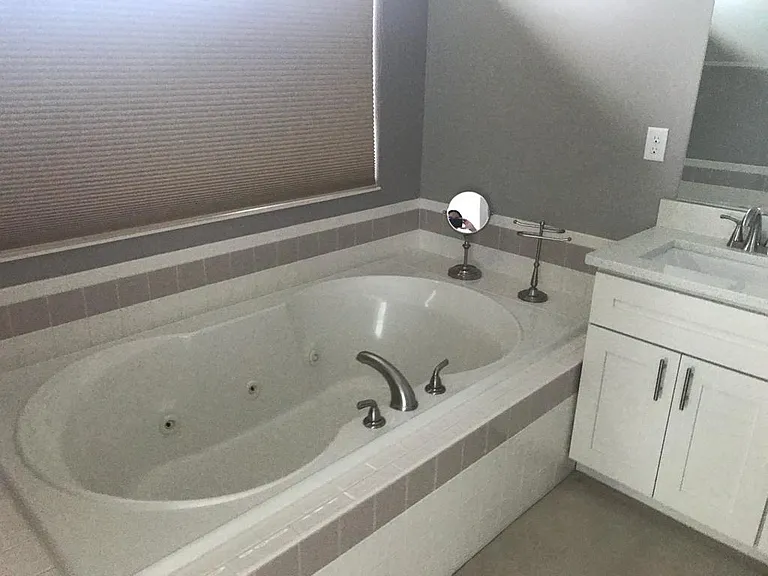 7750 Waters Edge Dr — Photo 7