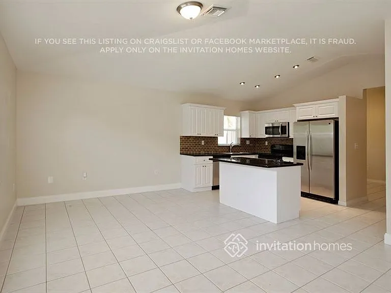 14704 SW 177th Ter — Photo 4