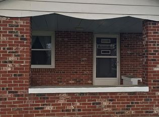 1221 S Main St, Fairmount, IN 46928